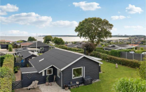 2 Bedroom Cozy Home In Juelsminde